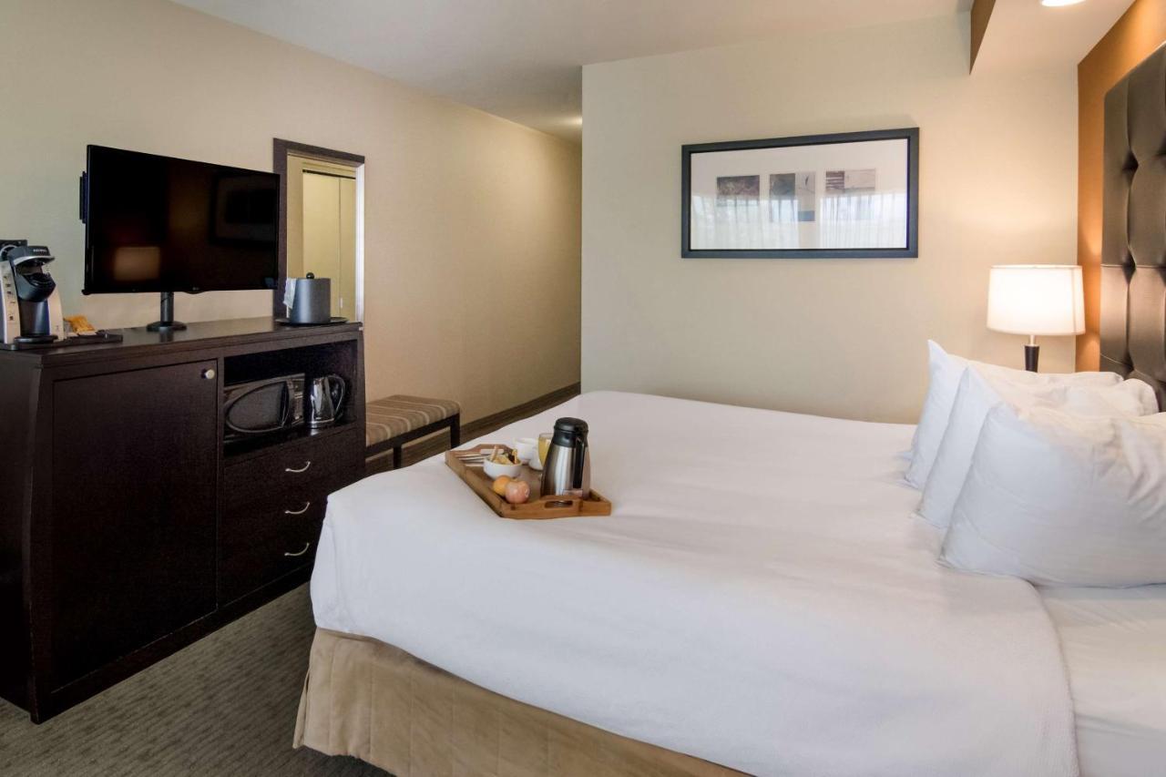 Hotel Western The Westerly Courtenay